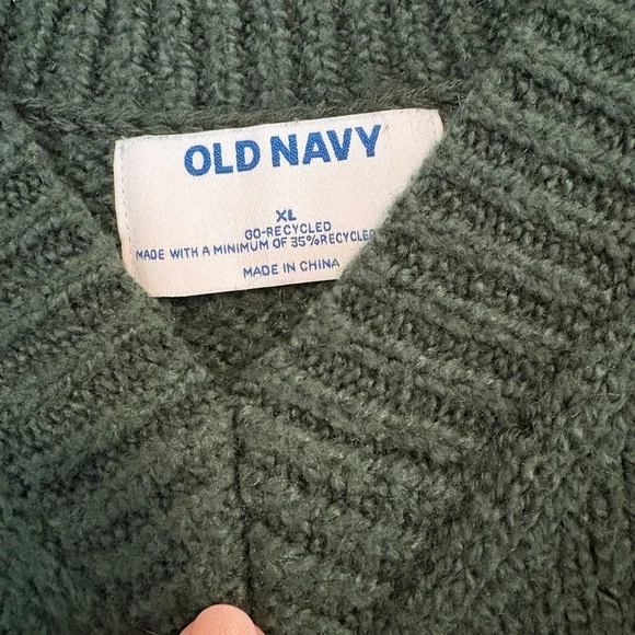 NWOT Green Knit Sweater Vest - Picture 2 of 2